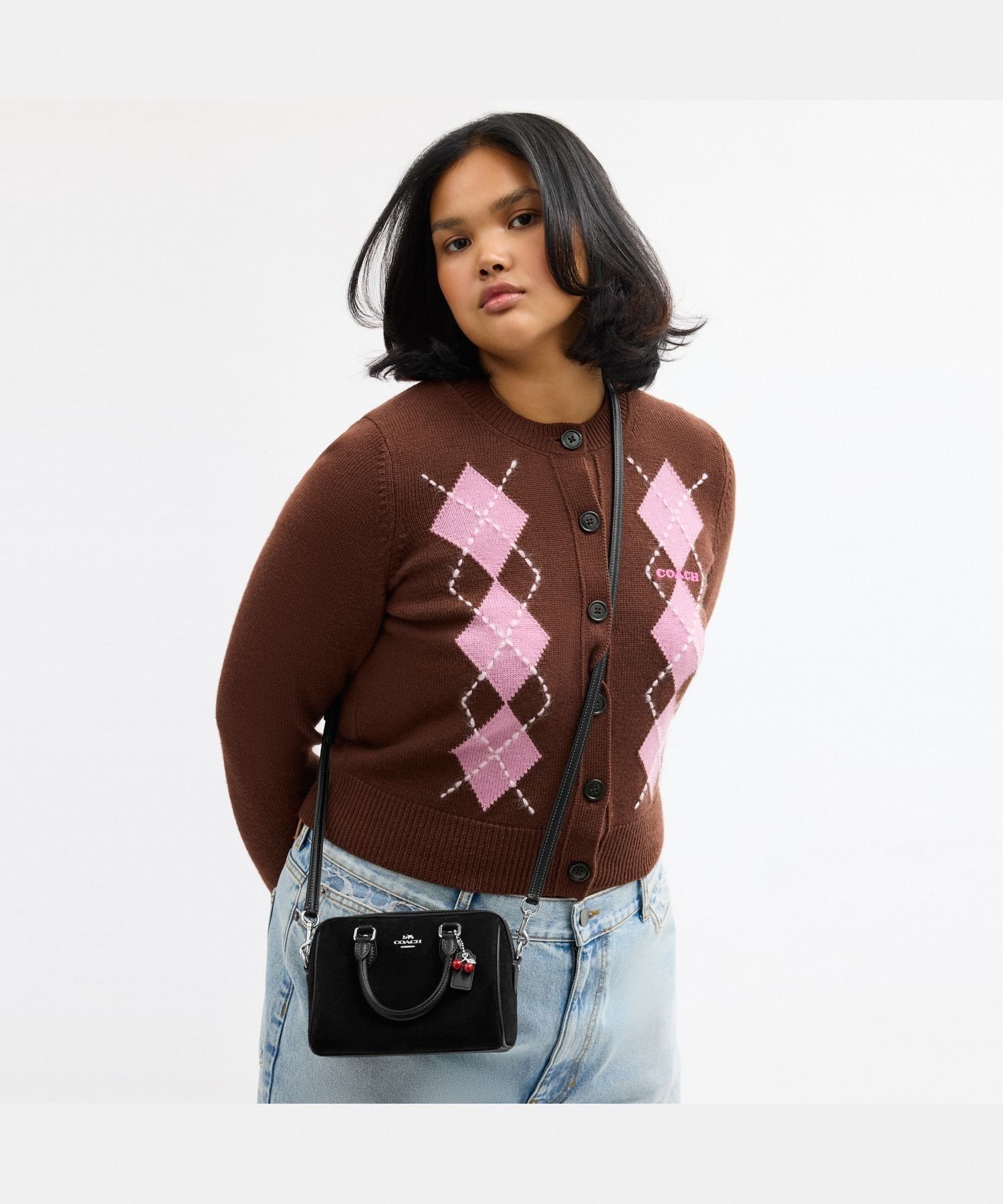 COACH OUTLET｜【公式】ミニ ローアン クロスボディ バッグ・チェリー