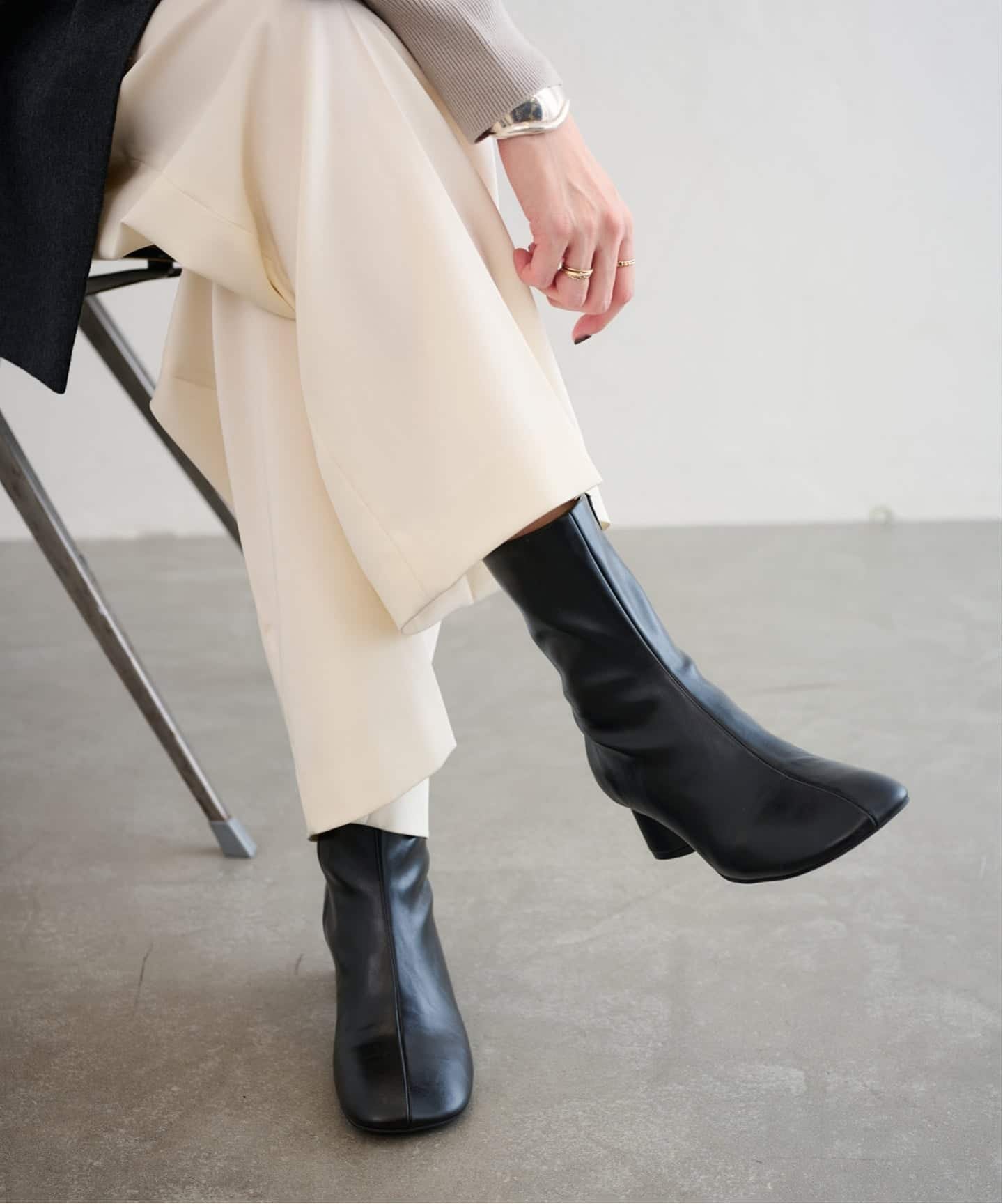 LE TALON｜《追加》4.5cmオブリークショートブーツ | Rakuten Fashion