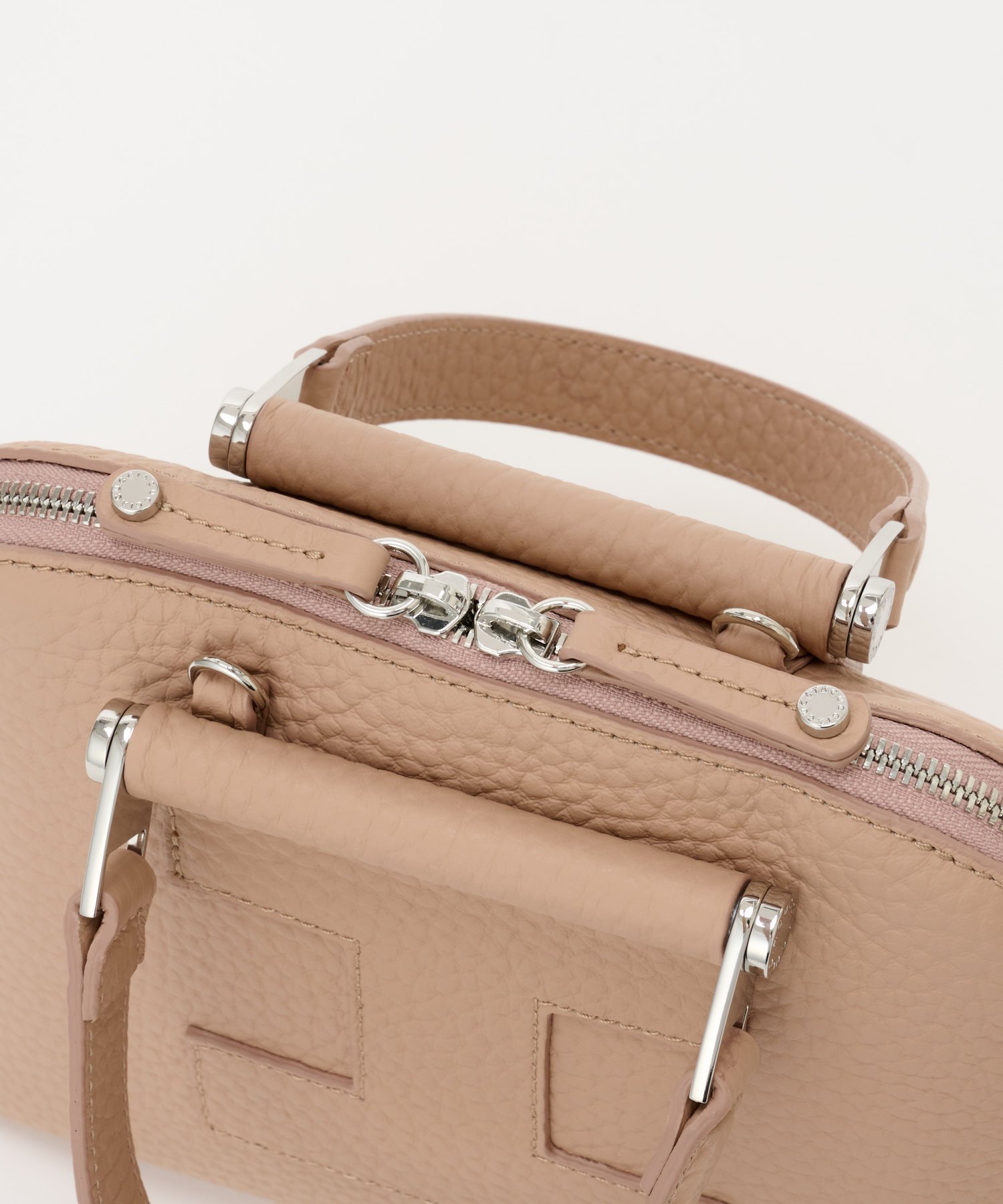 IACUCCI｜ギブリ S ALCE | Rakuten Fashion(楽天ファッション／旧楽天