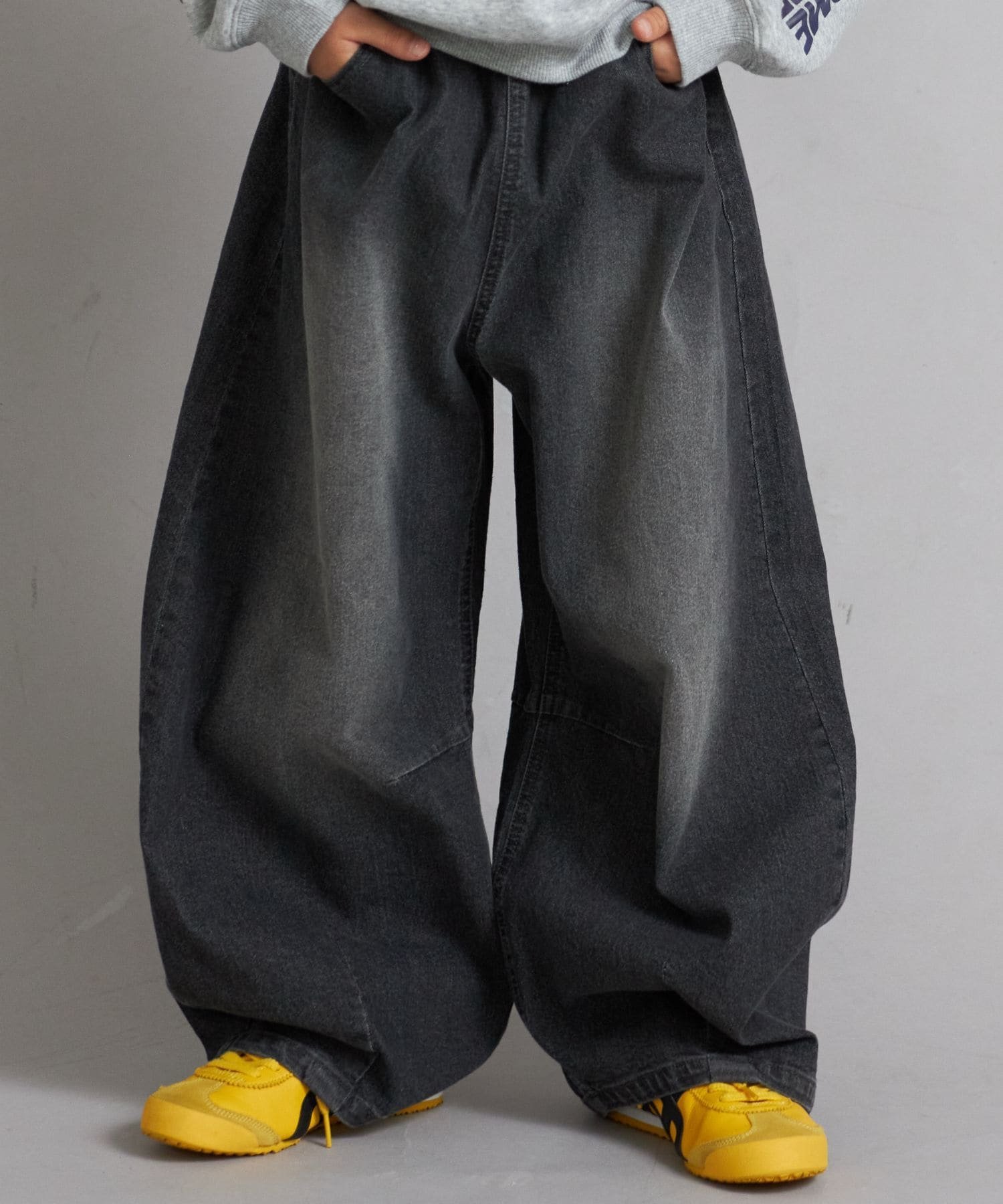 pairmanon｜【新色追加】カーブ デニム パンツ【PAIRMANON STREET