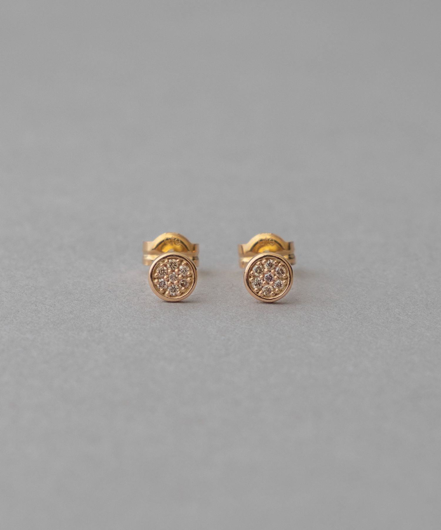 ete｜K18YG ピース ブラウンダイヤモンド アーチ ピアス | Rakuten