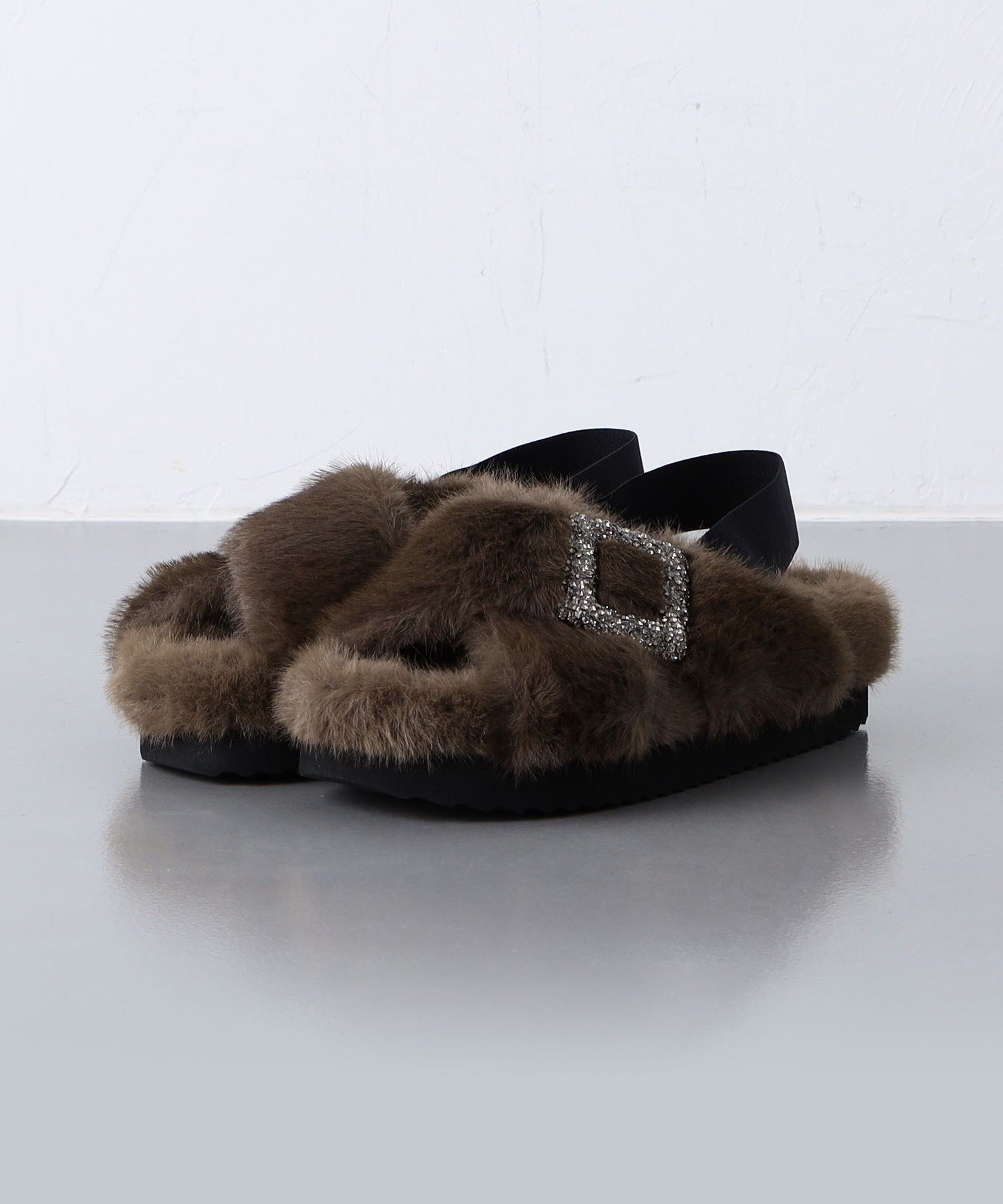 UNITED ARROWS LTD. OUTLET｜ビジューフェイクファー バックストラップ