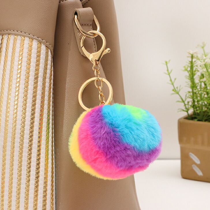 楽天市場】レインボーカラー フェイクファー チャーム キーホルダー