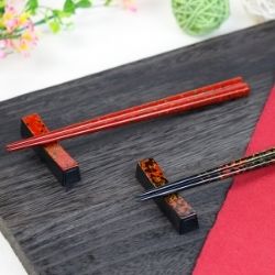 楽天市場】【送料込み】小林漆器 津軽塗 夫婦箸・箸置きセット 唐塗 呂