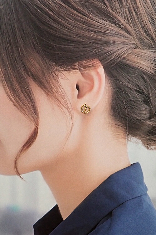 楽天市場】ティファニー アップル ピアス K18イエローゴールド