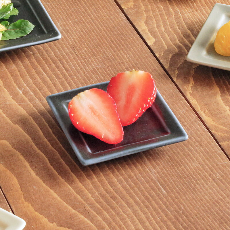 楽天市場】豆皿 フレーム スクエアプレート SS 7cm 小皿 角皿 皿 お皿