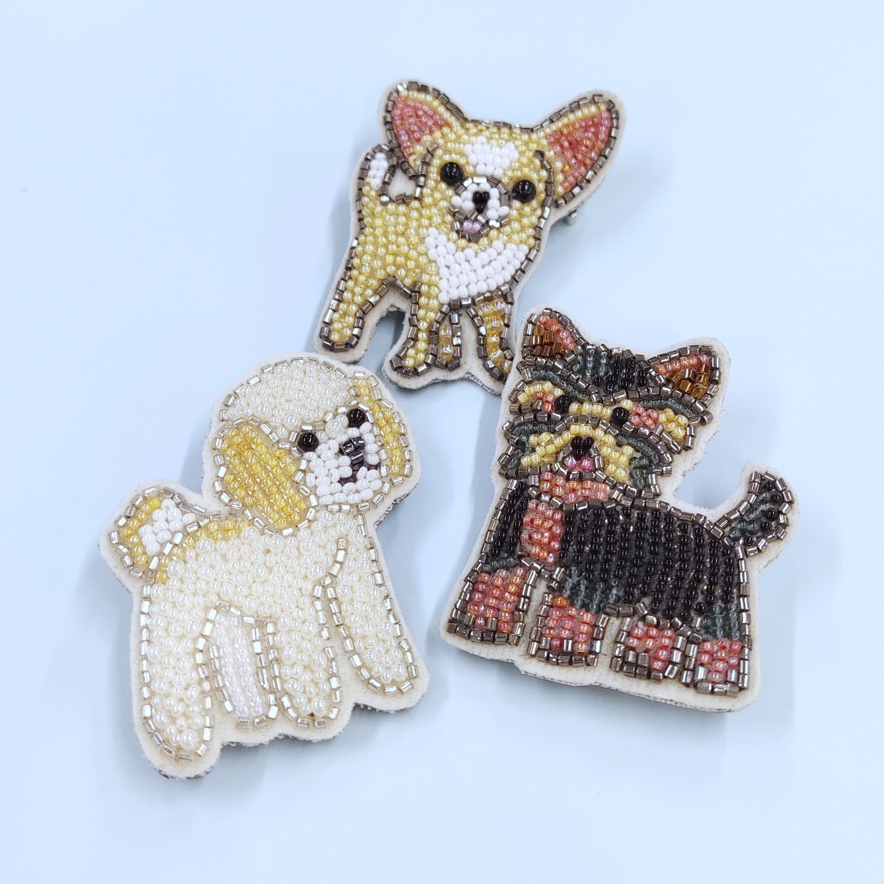 楽天市場】チリア 田川啓二 イヌのブローチ ビーズ刺繍 ブローチ 高級