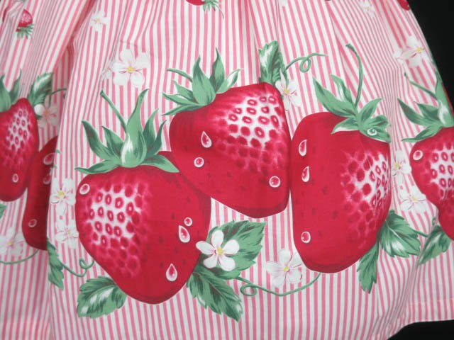 楽天市場】Emily Temple cute / ストライプイチゴプリントノースリーブ