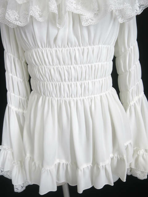 楽天市場】ATELIER PIERROT / シャーリング姫袖ブラウス アトリエ