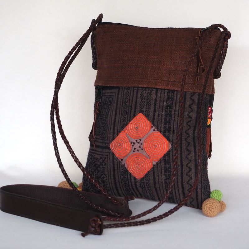 楽天市場】少数民族刺繍ショルダーバッグ【送料無料】【レディース