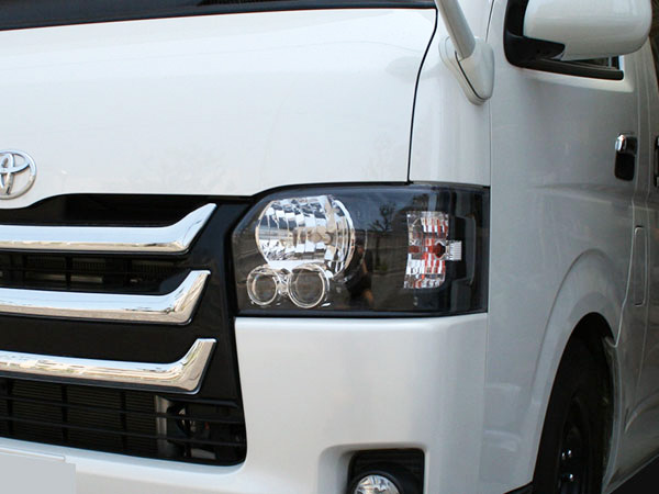 ジャンク品 トヨタ 純正 200系 ハイエース 4型 後期 LED 右 ヘッド