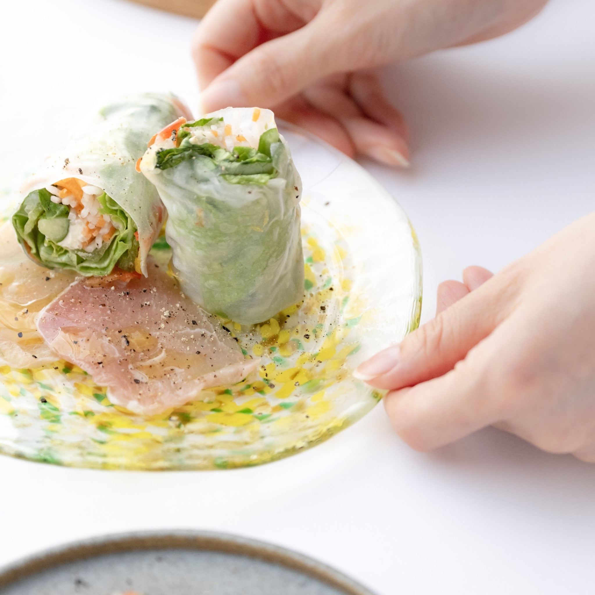 津軽びいどろ にほんの色 ふうけい 皿 向日葵 | オフィシャルショップ