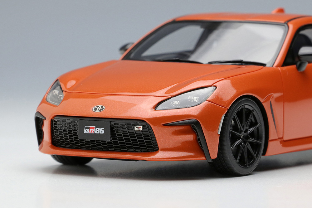 EM690 EIDOLON 1/43 トヨタ GR86 RZ '10th Anniversary Limited' 2022