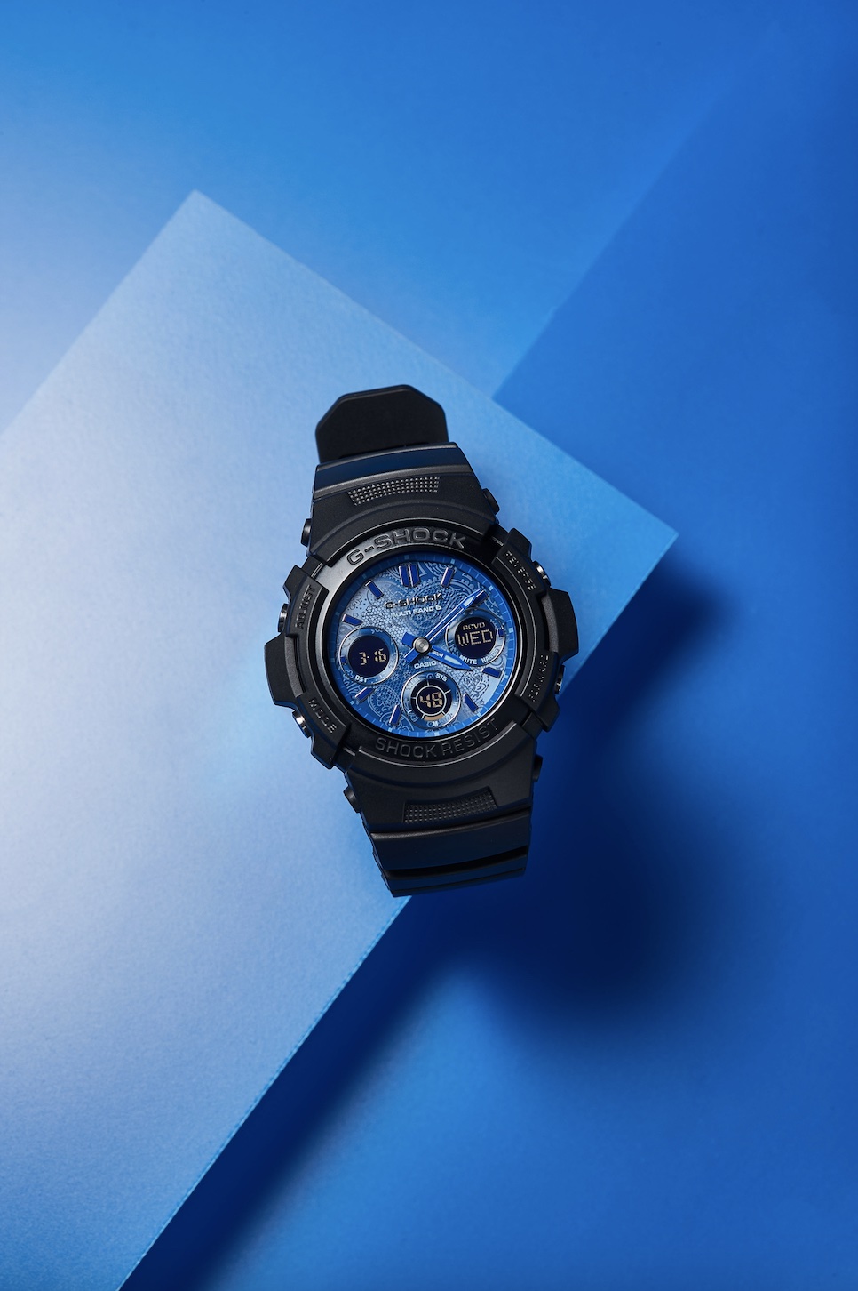 G-SHOCK、ペイズリー柄をあしらった「BLUE PAISLEY」シリーズ