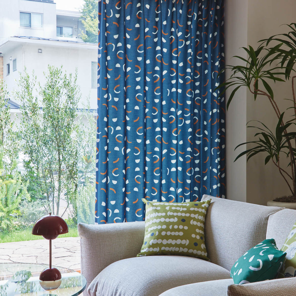 Tomoko Murata（ムラタトモコ）デザイン Soil カーテン ネイビー