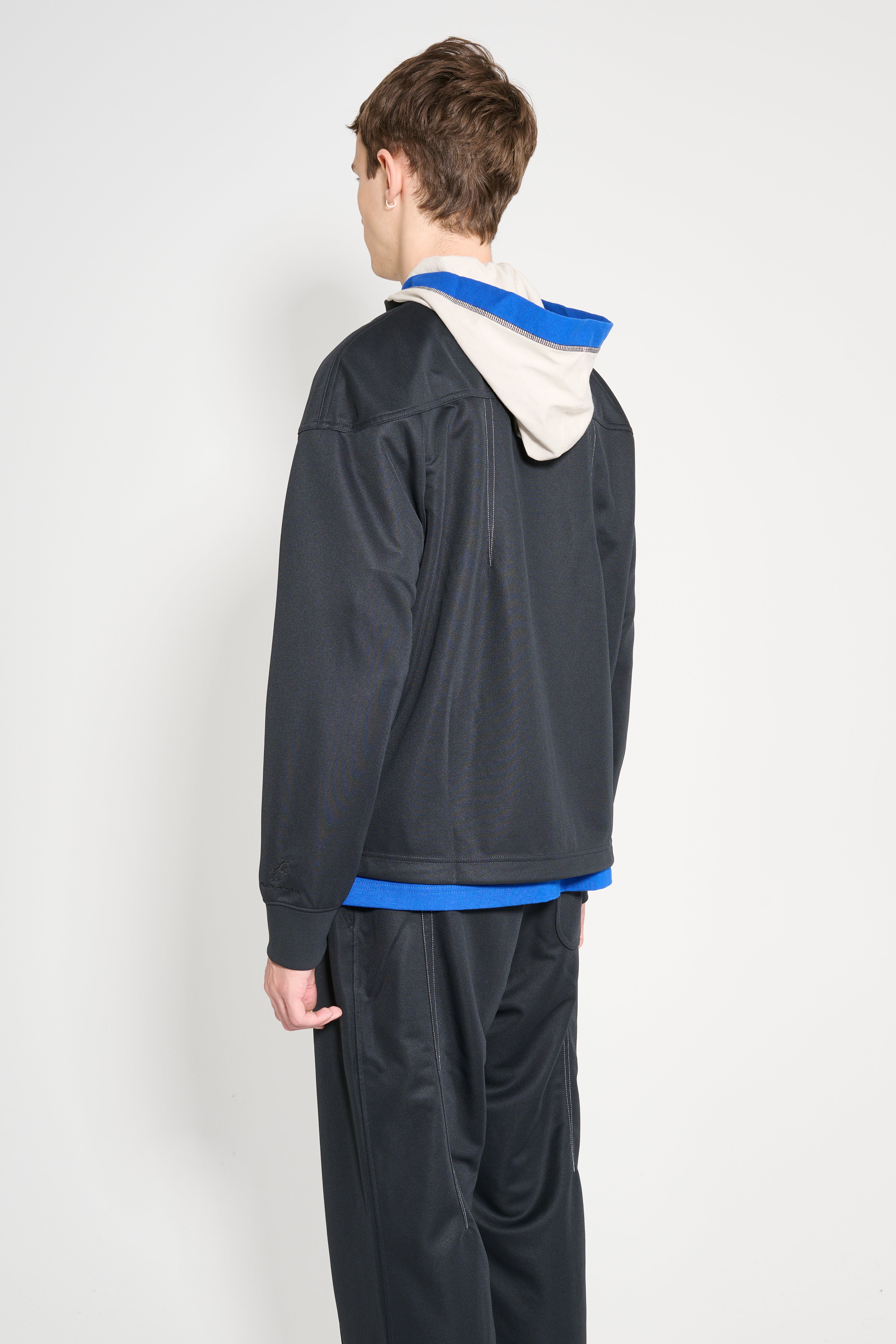 Asics Novalis Styrax Track Jacket Anthracite – Très Bien