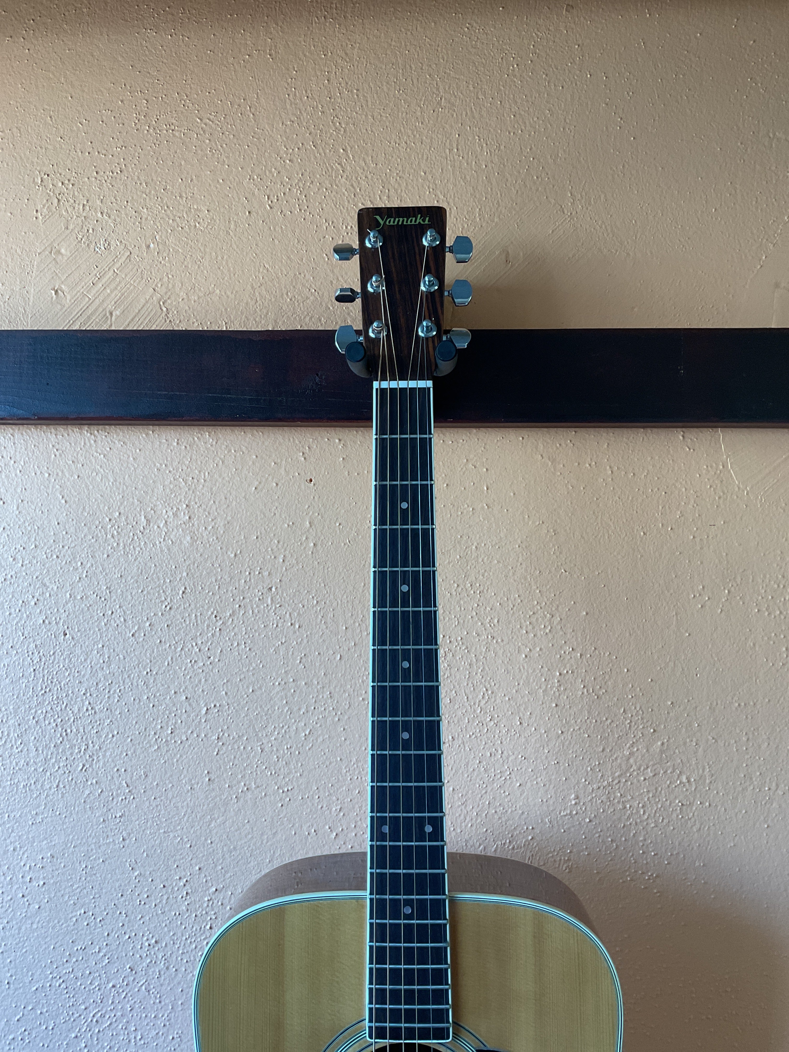 Yamaki YW-20 Square Shoulder Dreadnought Acoustic Guitar (Made in