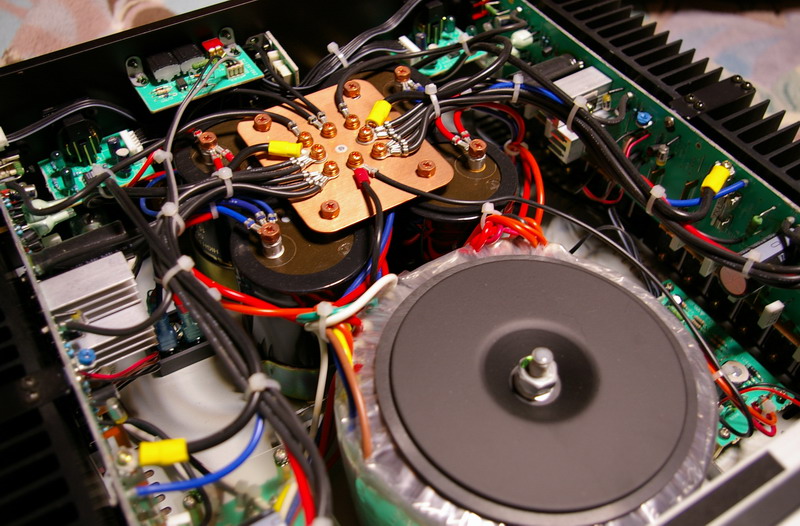 Ω ローテルのパワーアンプ[RB-1080t]ゴトウ無線のチューンアップモデル Ω