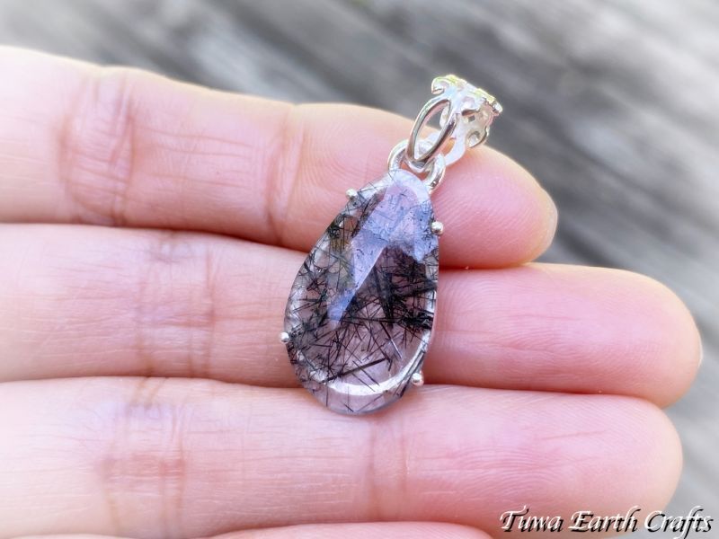 高品質ブラックトルマリンインクォーツ ペンダントトップ