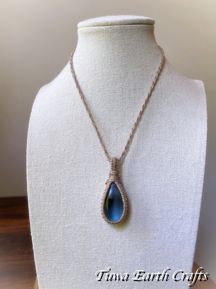 高品質アンダラクリスタル（インドネシア産）ネックレス・ペンダント