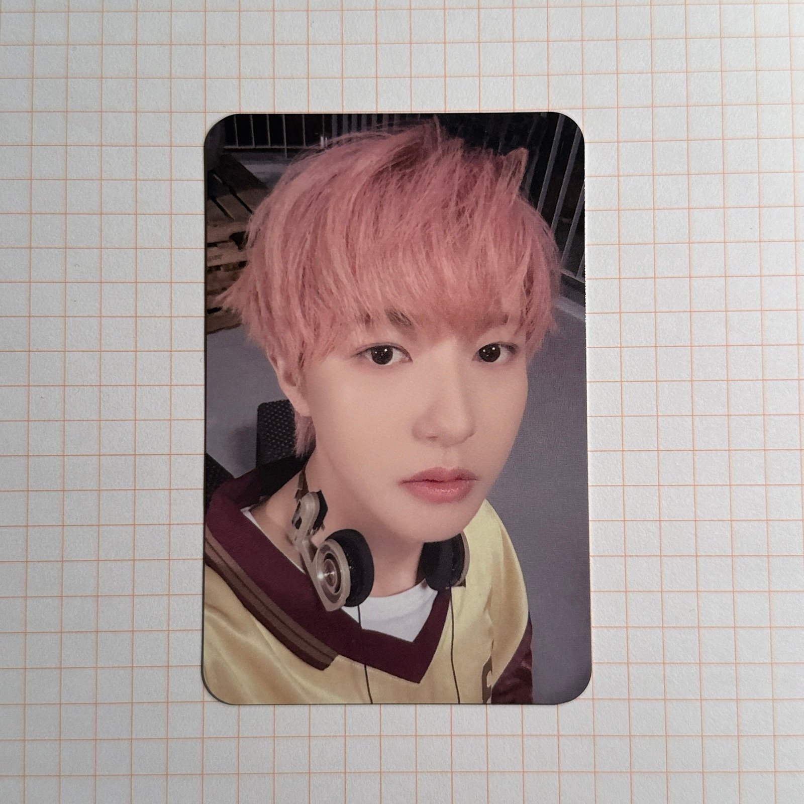 m88370330070_1.jpg?1763876363