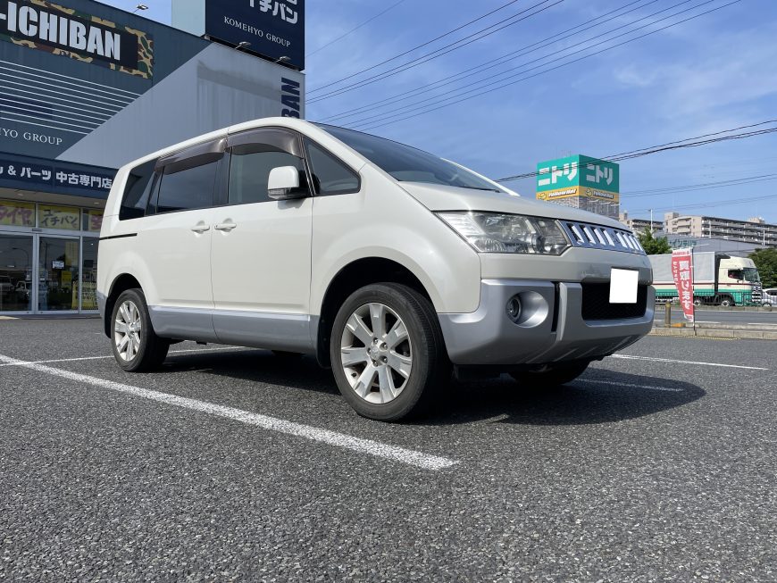 デリカD5にデルタフォース オーバル＆BFグッドリッチ！王道のカスタム