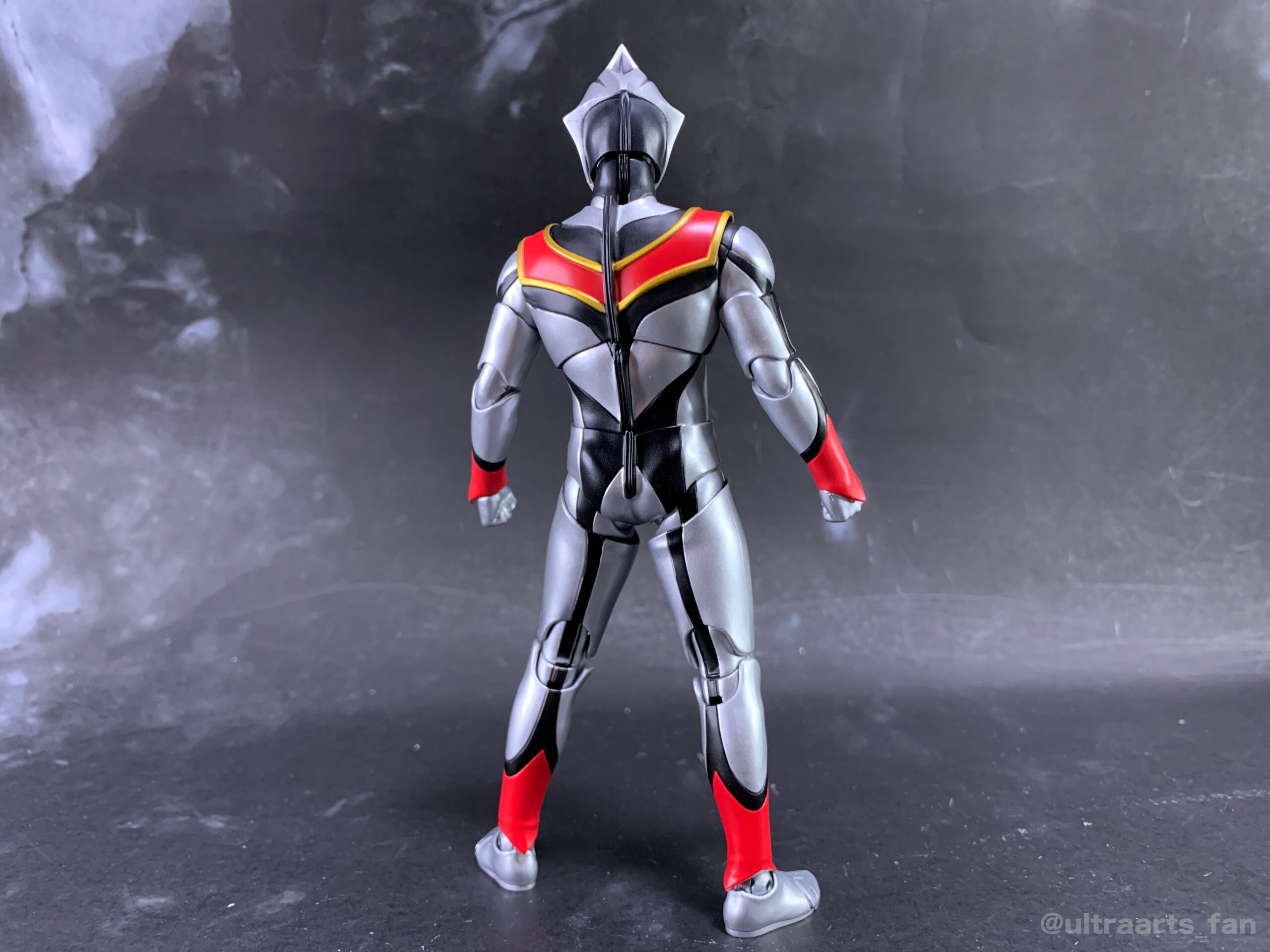 簡易レビュー】S.H.Figuarts 真骨彫製法 イーヴィルティガ – Ultra