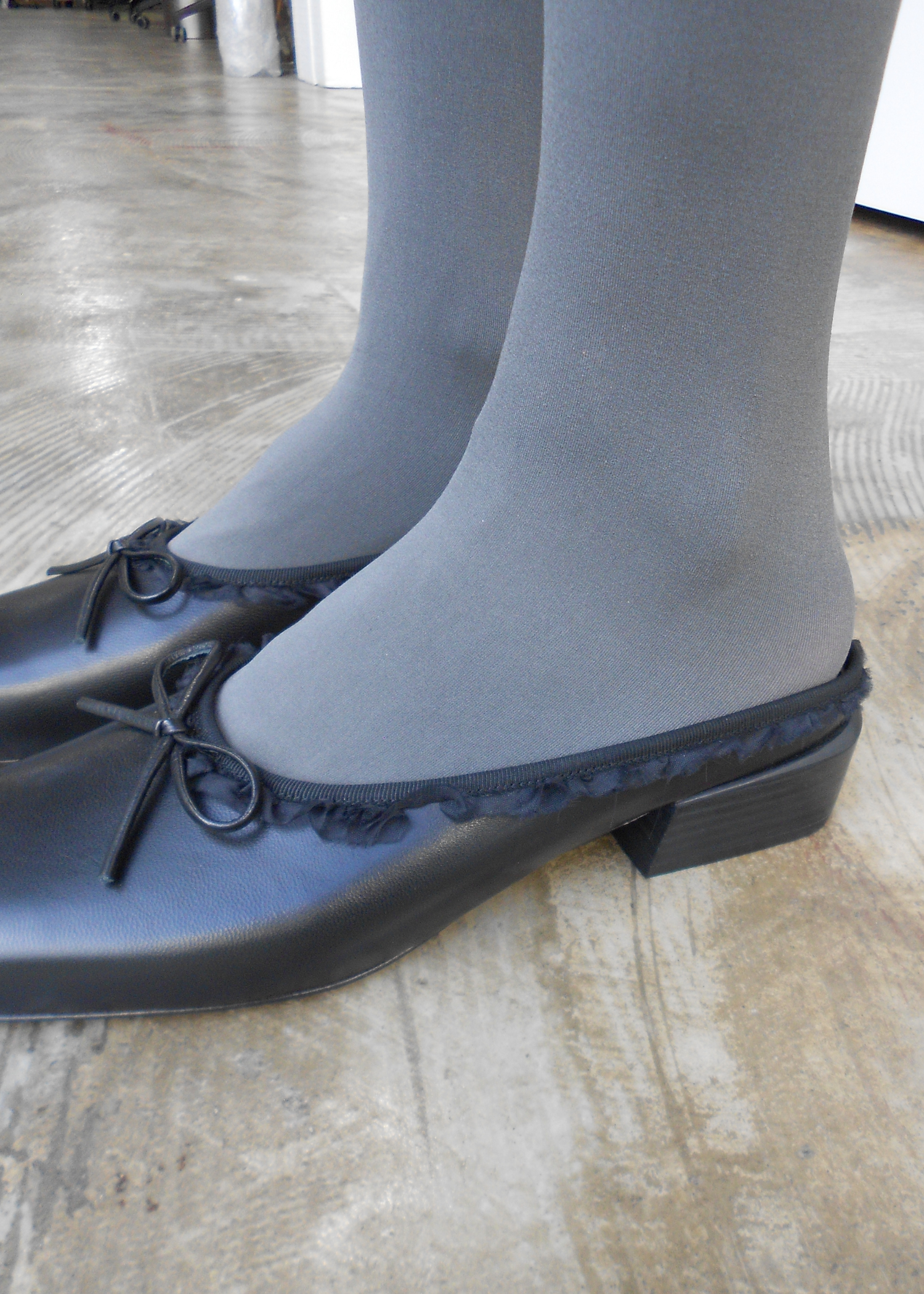 Suzi-0/Black｜UNTISHOLD | アンチショルドの公式オンラインストア