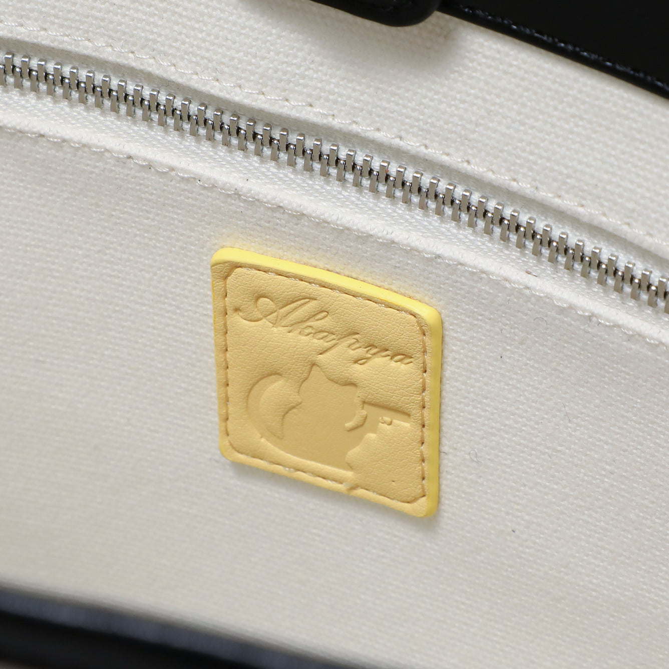 獅子堂あかり キャンバストートバッグ – un-dimension