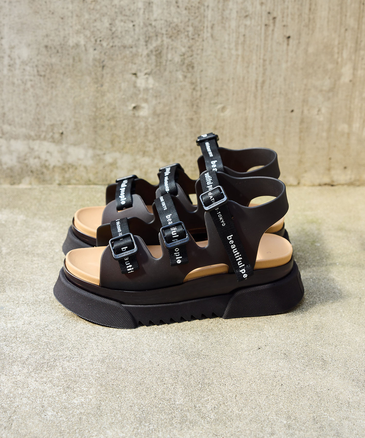 ビューティフルピープルXユナイテッドトウキョウコラボサンダル