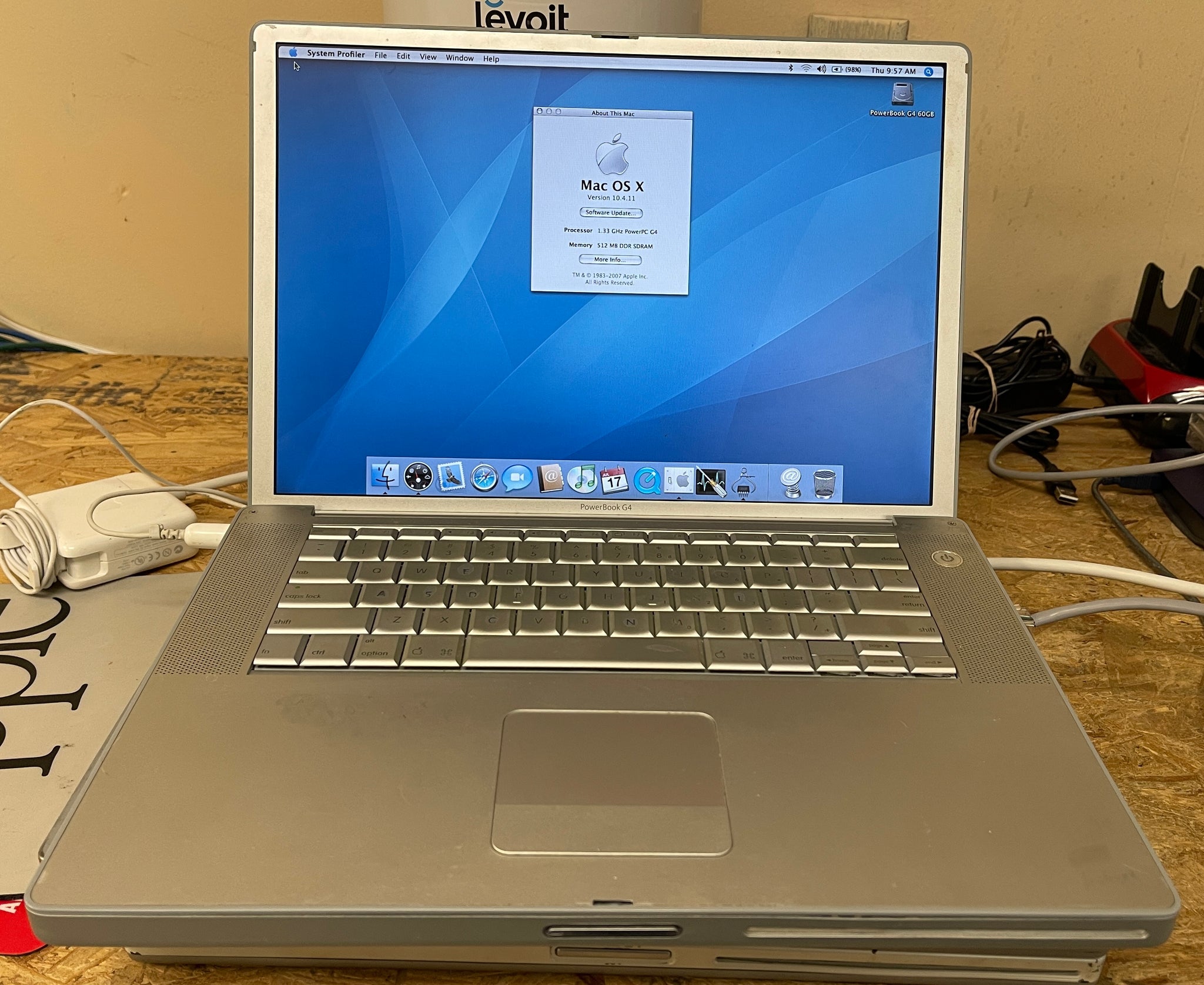 Apple PowerBook G4 15-inch 1.33GHz (M9421LL/A) – UNICOM, Inc.