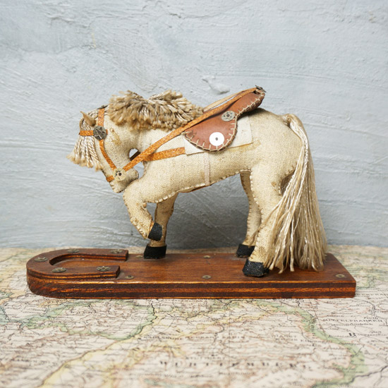 アンティーク 馬の人形 オブジェ（uoo1403） - アンティーク家具・雑貨