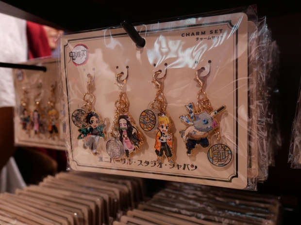 USJ】鬼滅の刃グッズ2024まとめ！刀鍛冶＆柱稽古最新コラボ！Tシャツ