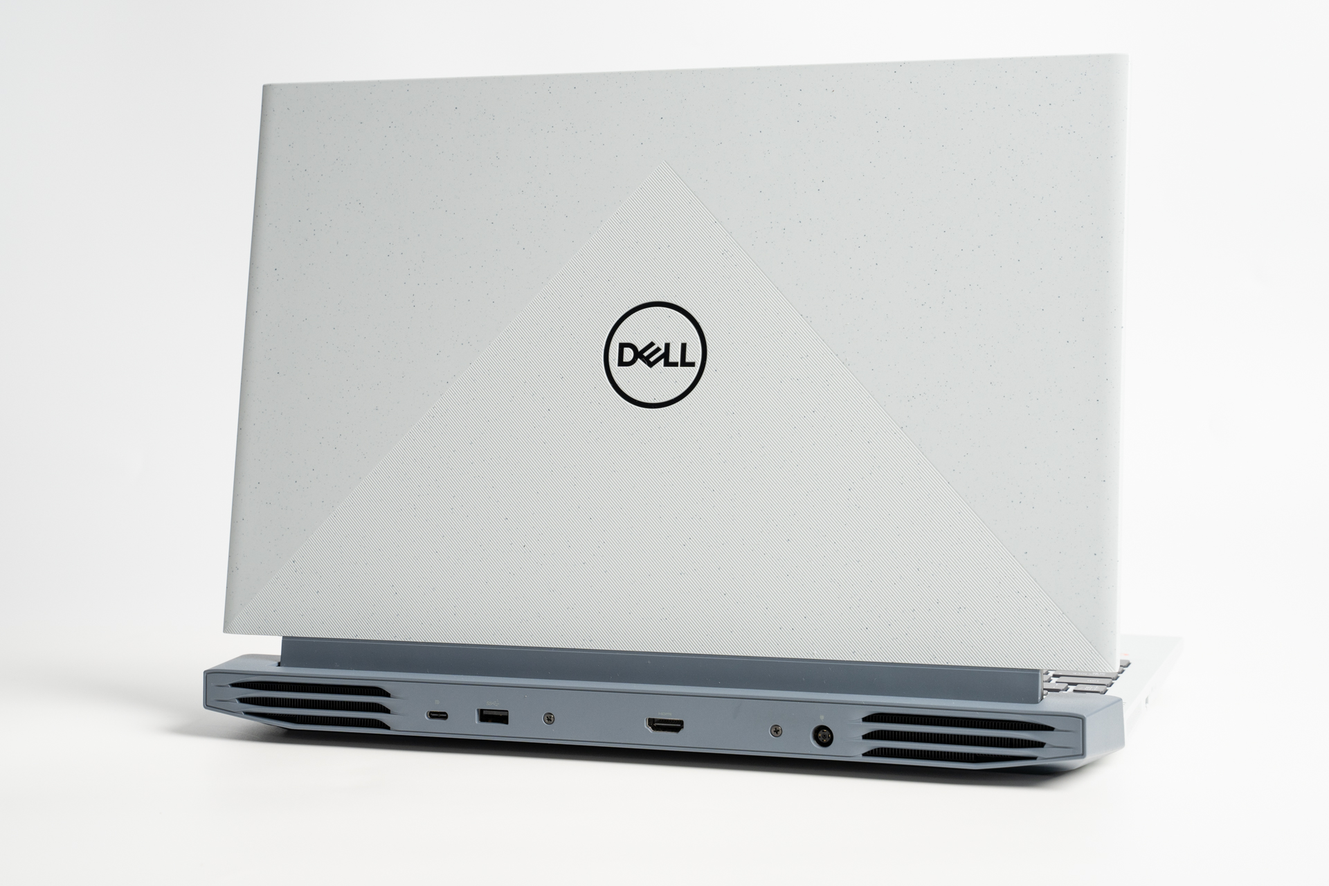 Dell G15 Ryzen™ Edition 5515 レビュー完成された高コスパゲーミング