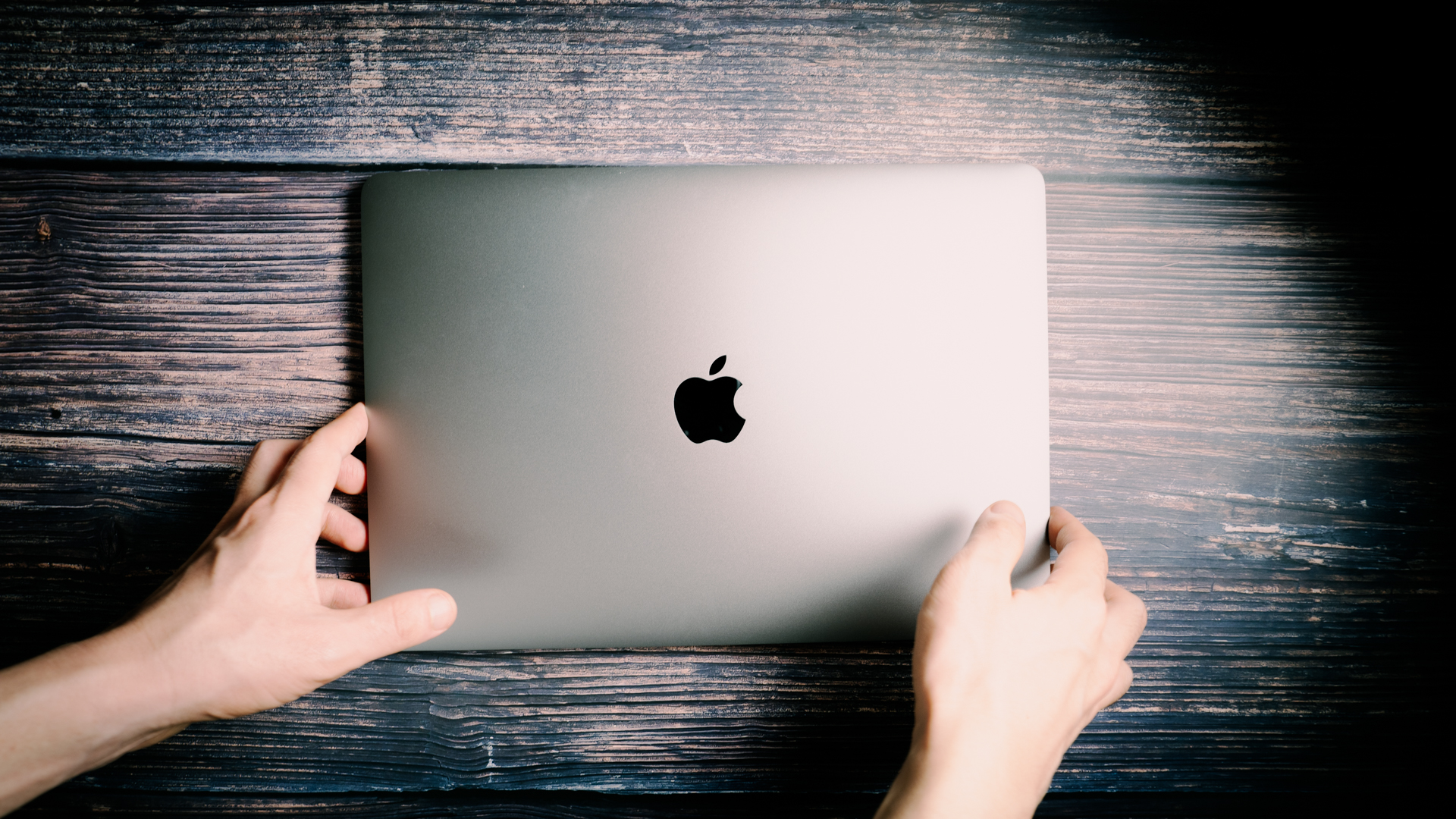 M1MacBook Airレビュー XPS 13（9310）と比較。革新的だが期待は禁物か