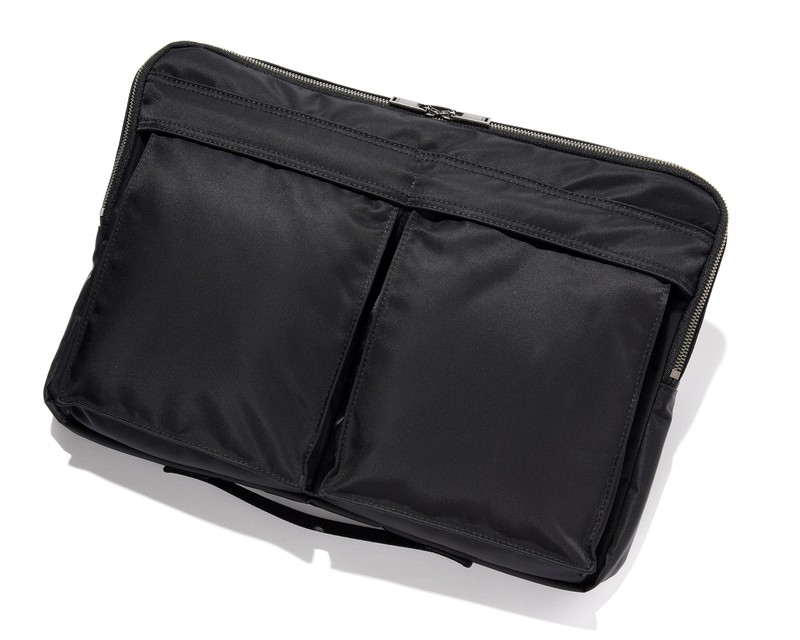 吉田カバン・ポーターに人気セレクトショップが別注した完売必至の