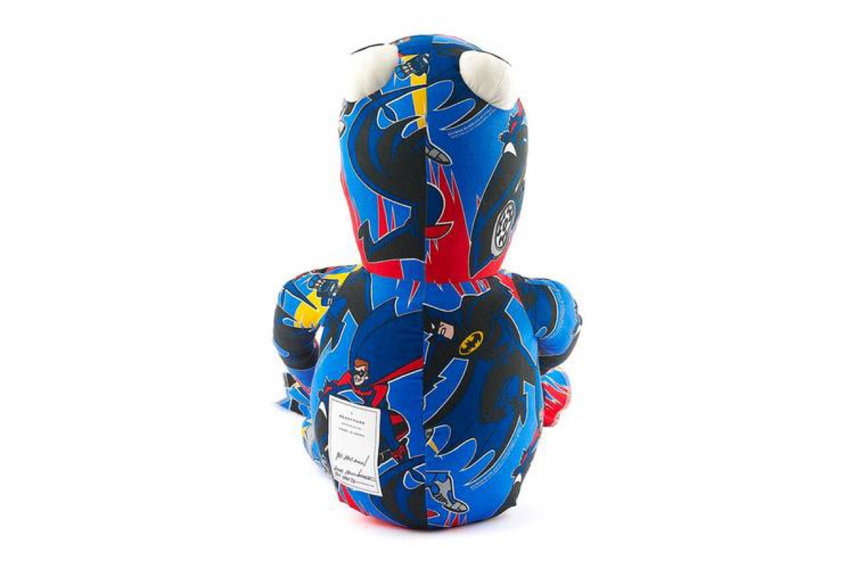 READYMADE】特大サイズの“SHEETS BIG FROGMAN”ぬいぐるみが国内12月25