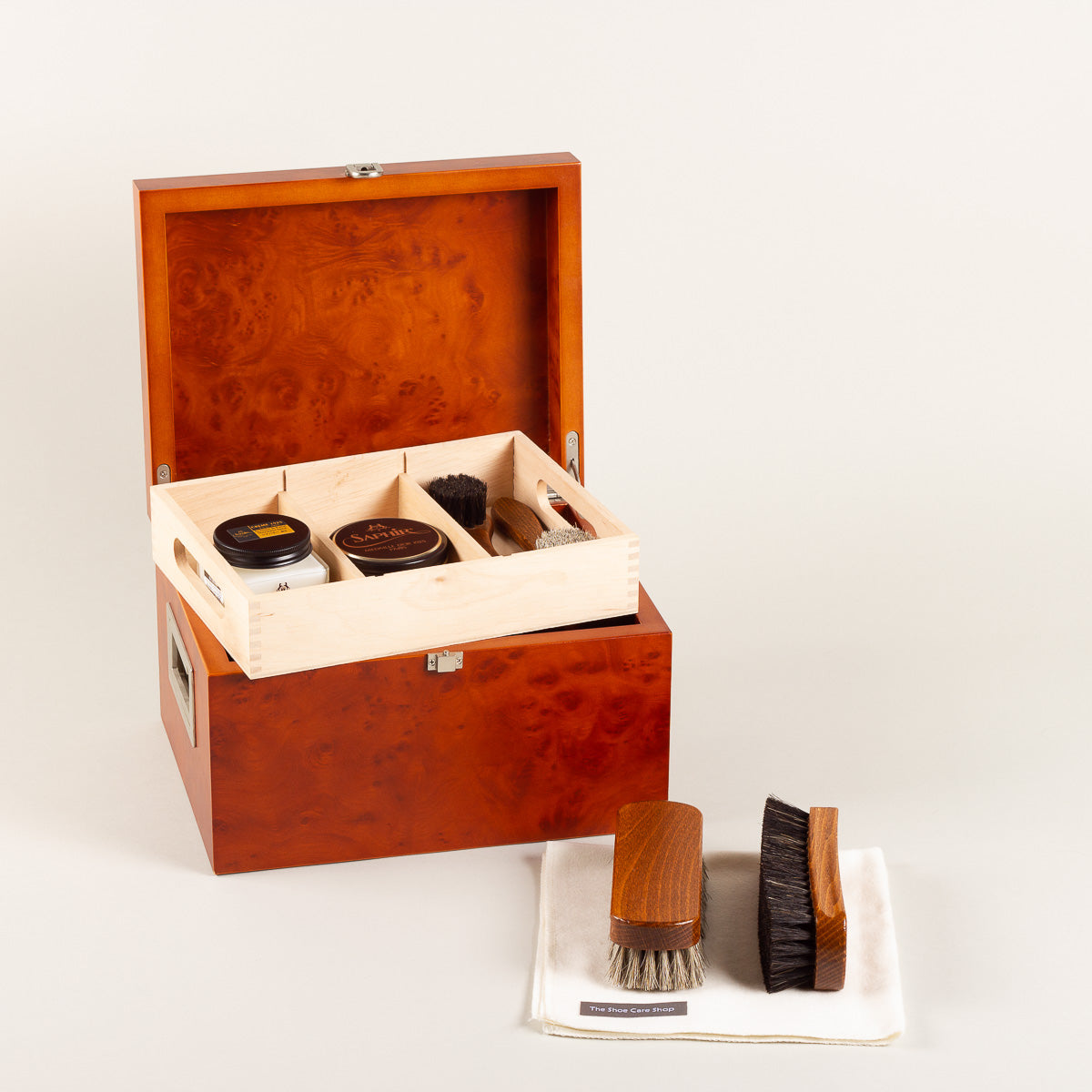 Saphir Médaille d'Or Shoe care valet Saphir - walnut