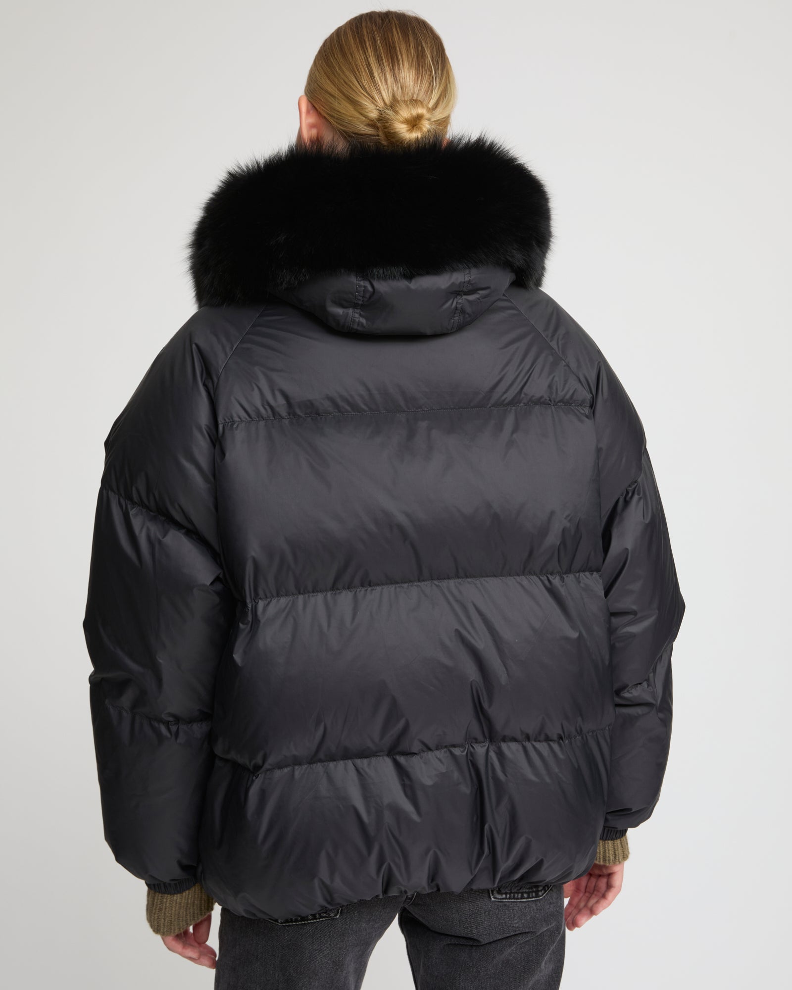 Short down jacket with fox fur trim - black - Winter sale – Yves