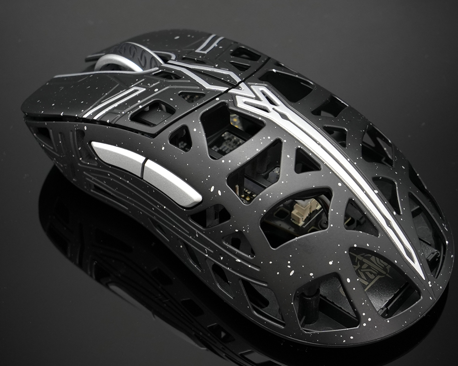 WLMouse Sword X 8K Wireless Gaming Mouse - Black [TTC Nihil] - us