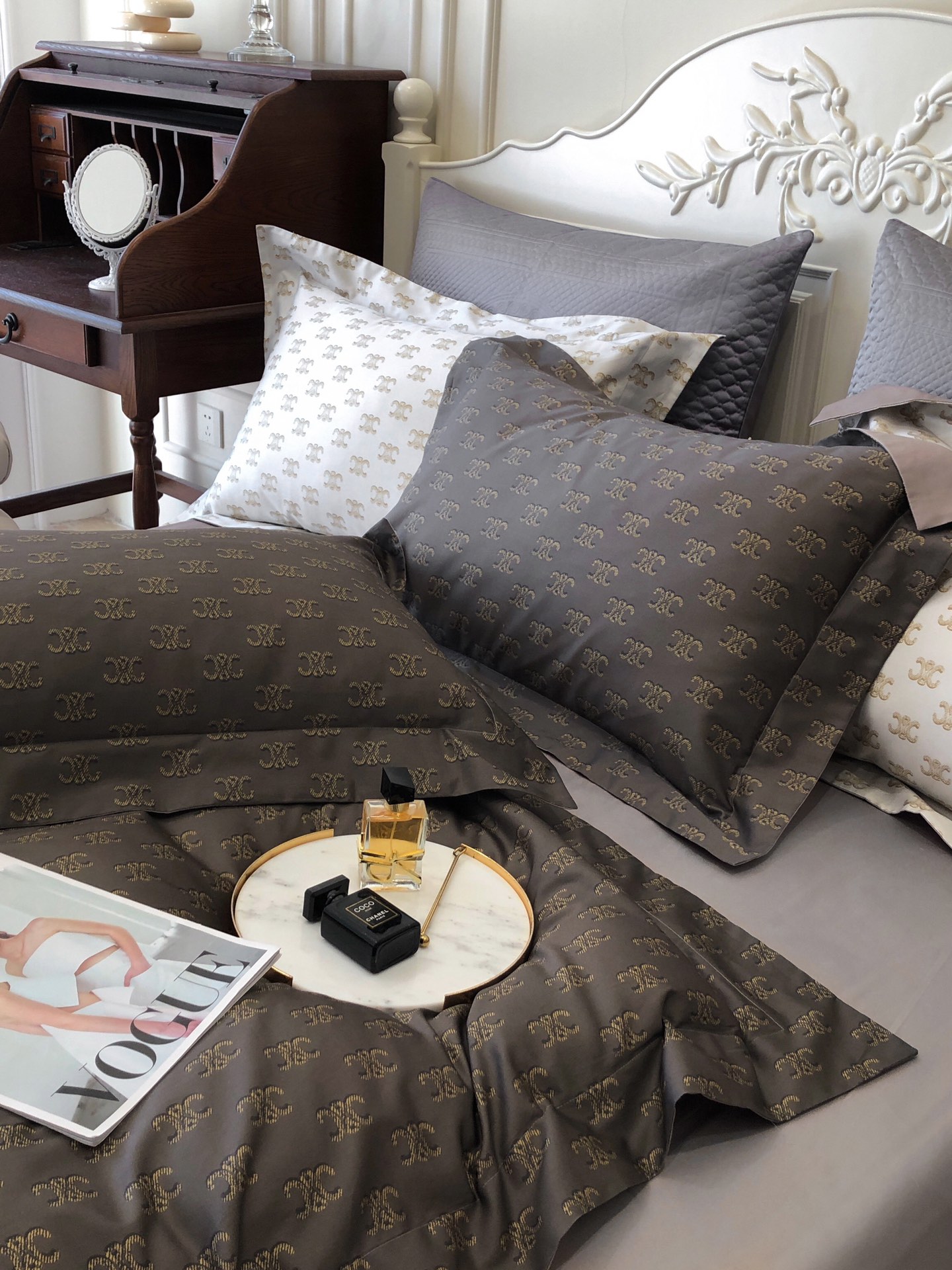 日本国内最高級ブランド販売店のブランド通販専門店 / セリーヌ寝具