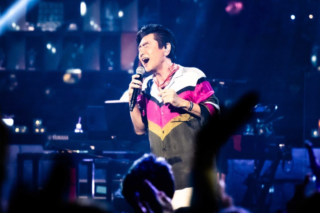 桑田佳祐、昨年 11月に放送された スタジオライブ特番に、未公開2曲と