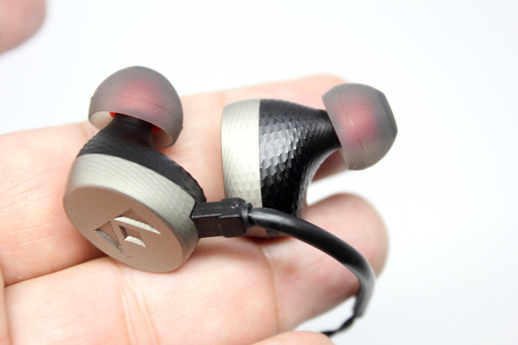 Noble Audioの新フラッグシップ、Katanaレビュー: Music TO GO!