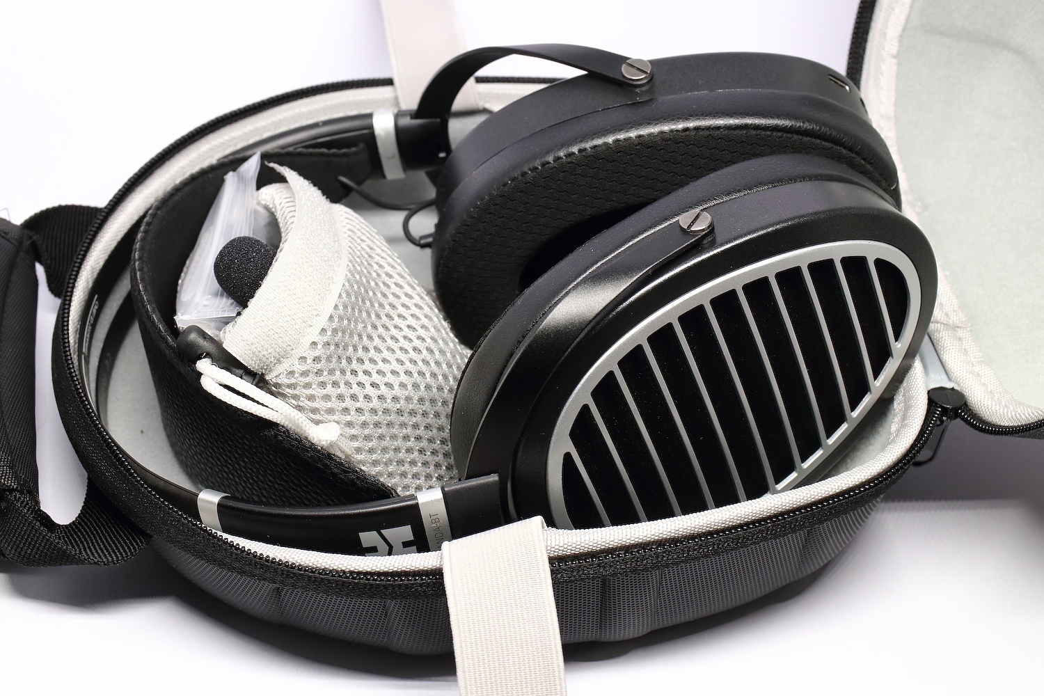 平面型ワイヤレスヘッドフォン、HIFIMAN ANANDA-BT: Music TO GO!
