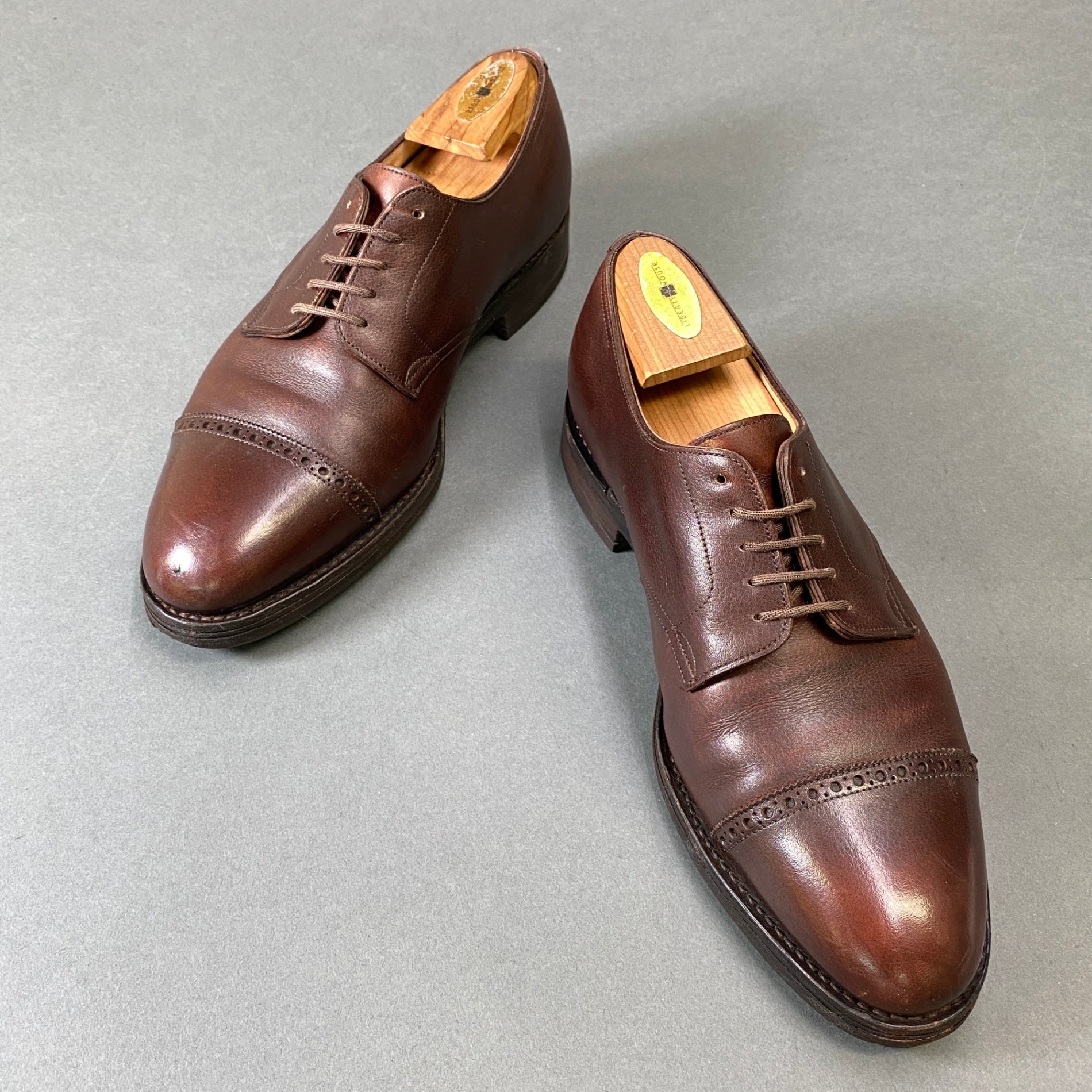 1h1 JOHN LOBB ジョンロブ RUSSEL ラッセル パンチドキャップトゥ