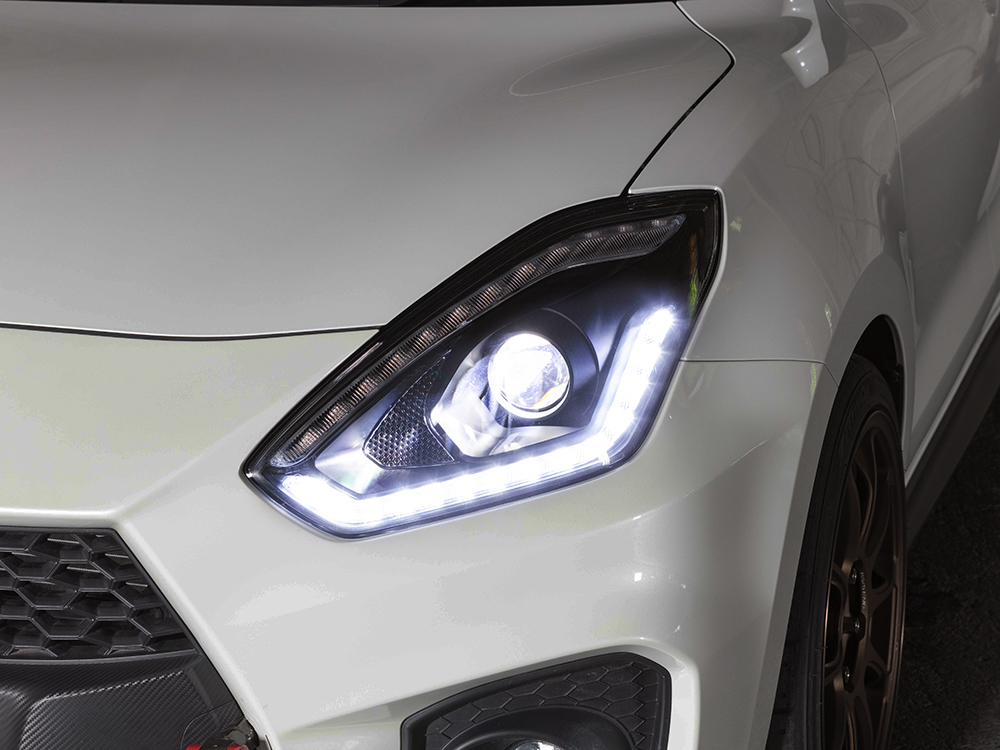 ジュエルヘッドランプ スイフト/スイフトスポーツ用 [JEWEL HEAD LAMP