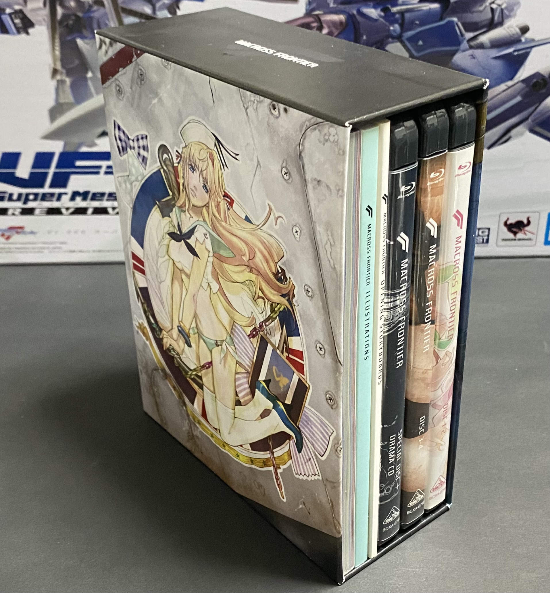 バルキリー格納庫 - マクロスF パッケージまとめ