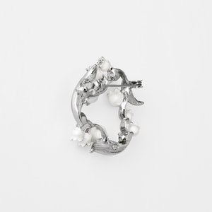 VBRV3149__W2 すずらん リースブローチ｜ブローチ｜ヴァンドーム