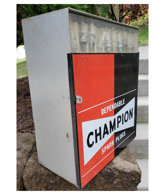 1959 CHAMPION SPARK PLUG GAS STATION DISPLAY CABINET - Vintage