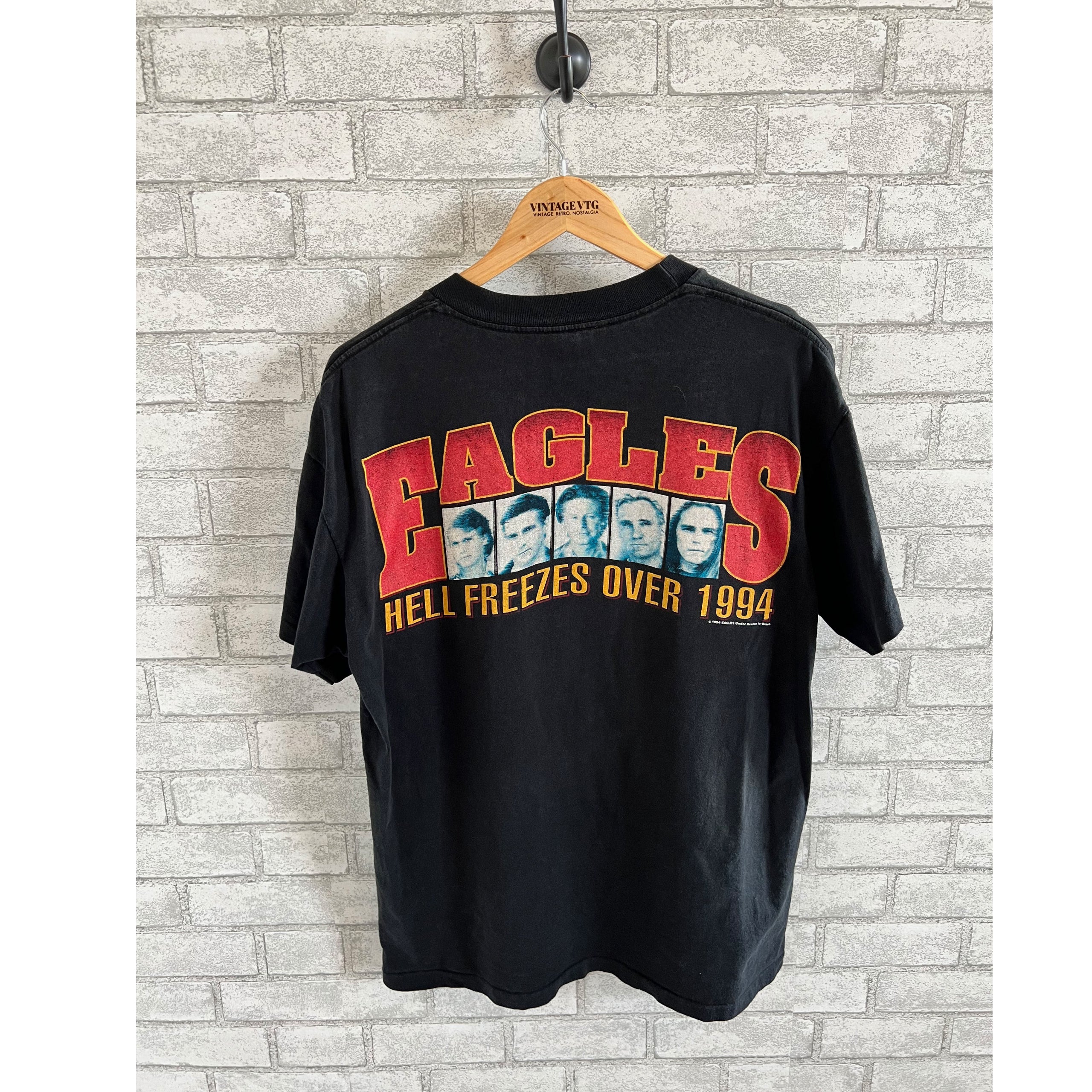 Vintage Eagles Hell Freezes Over World Tour 1994 T-shirt. Large
